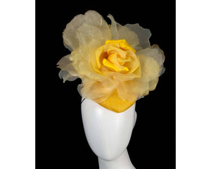 Stunning Flower Fascinator