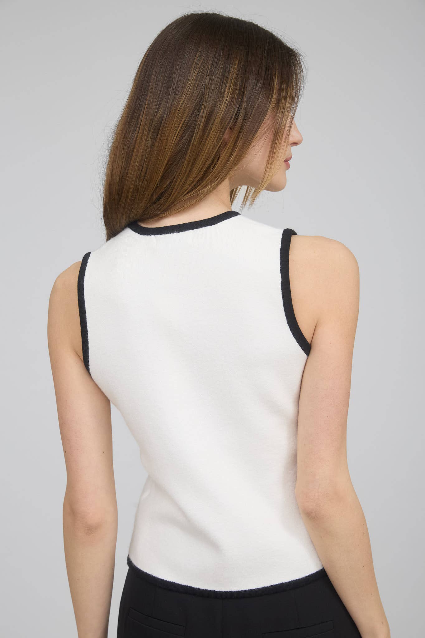 Contrast Trim Sweater Vest