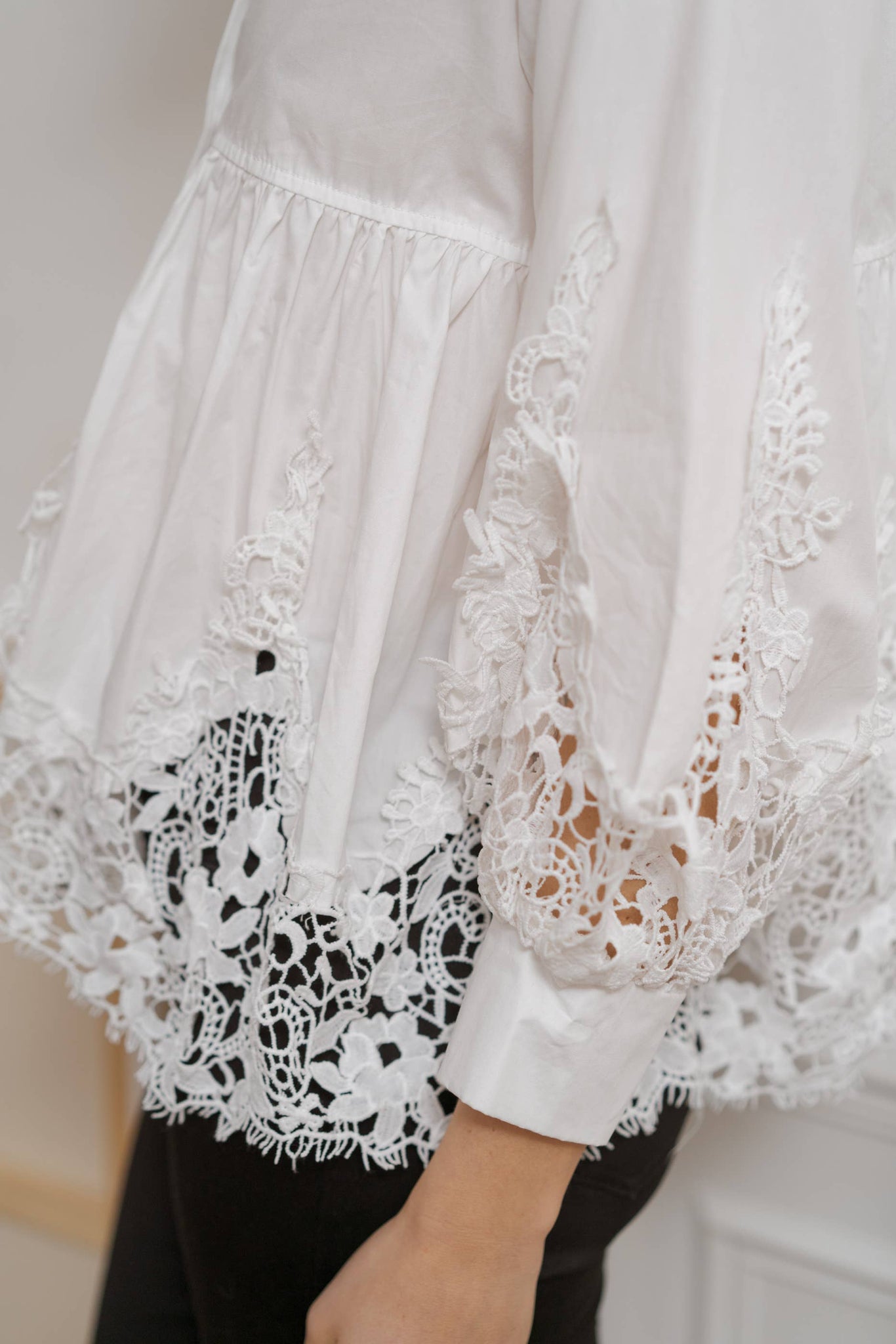 Aimie Shirt In White