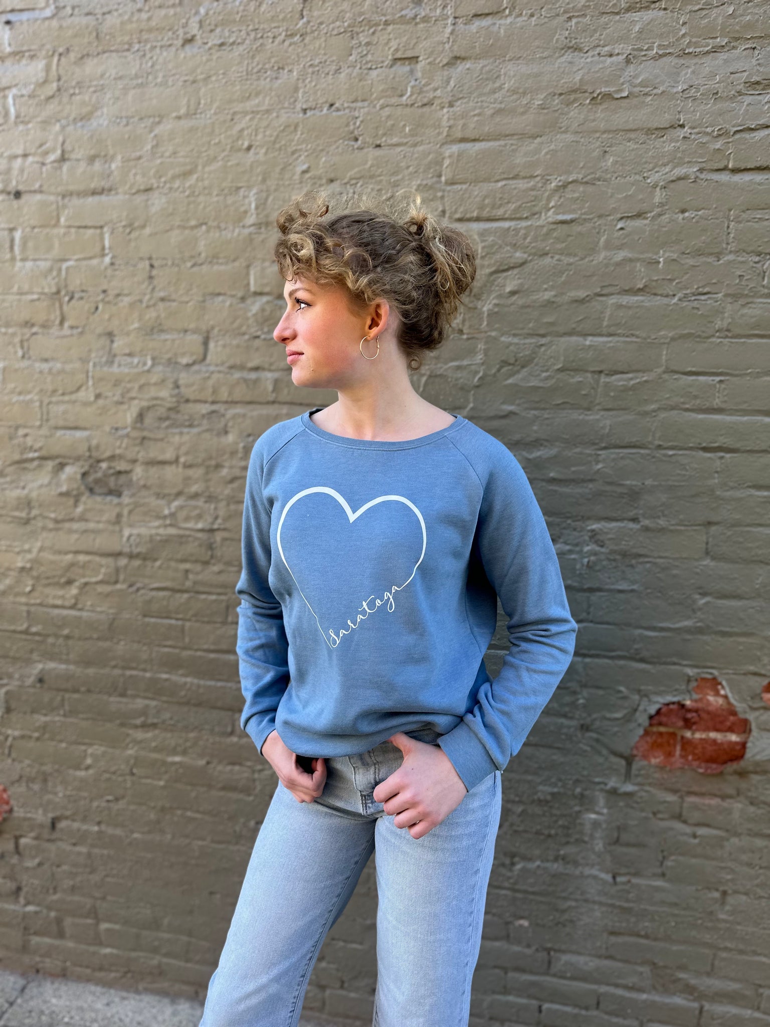Saratoga Love Crewneck Blue