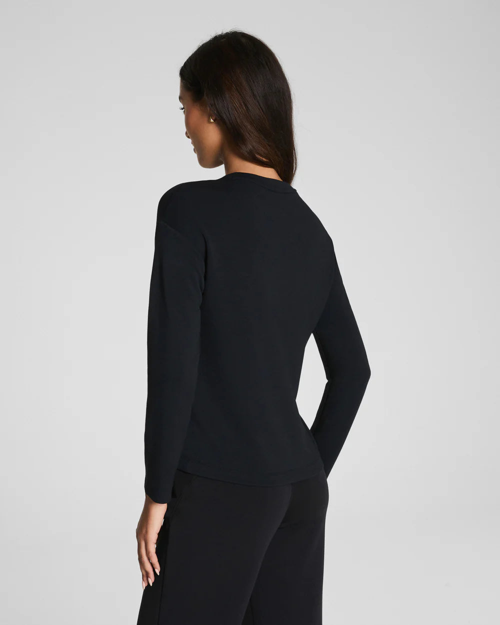 SPANX AirEssentials® Relaxed Long Sleeve Top
