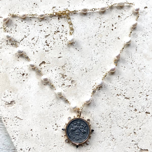 Horse Pearl Necklace
