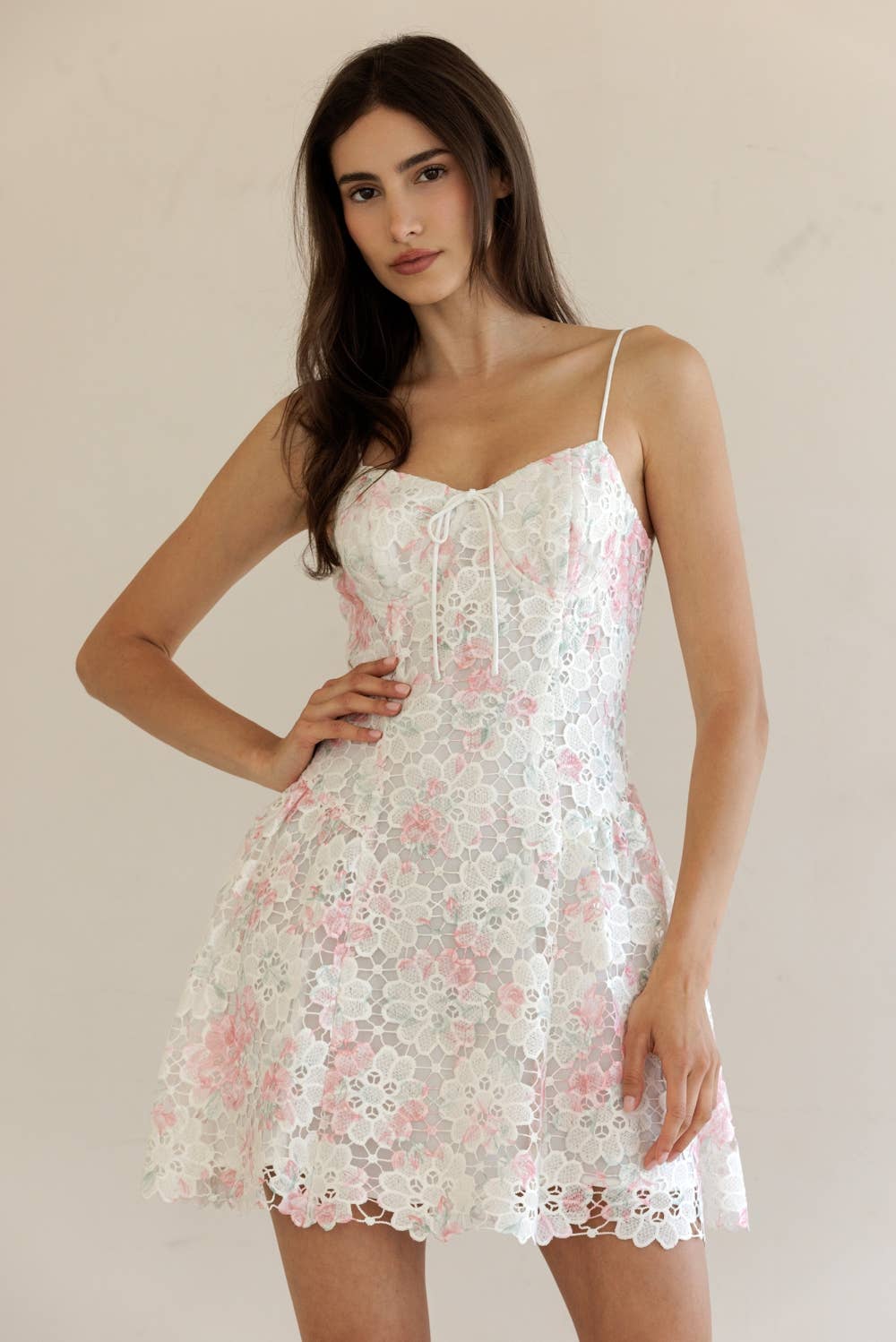 Hilary Lace Mini L