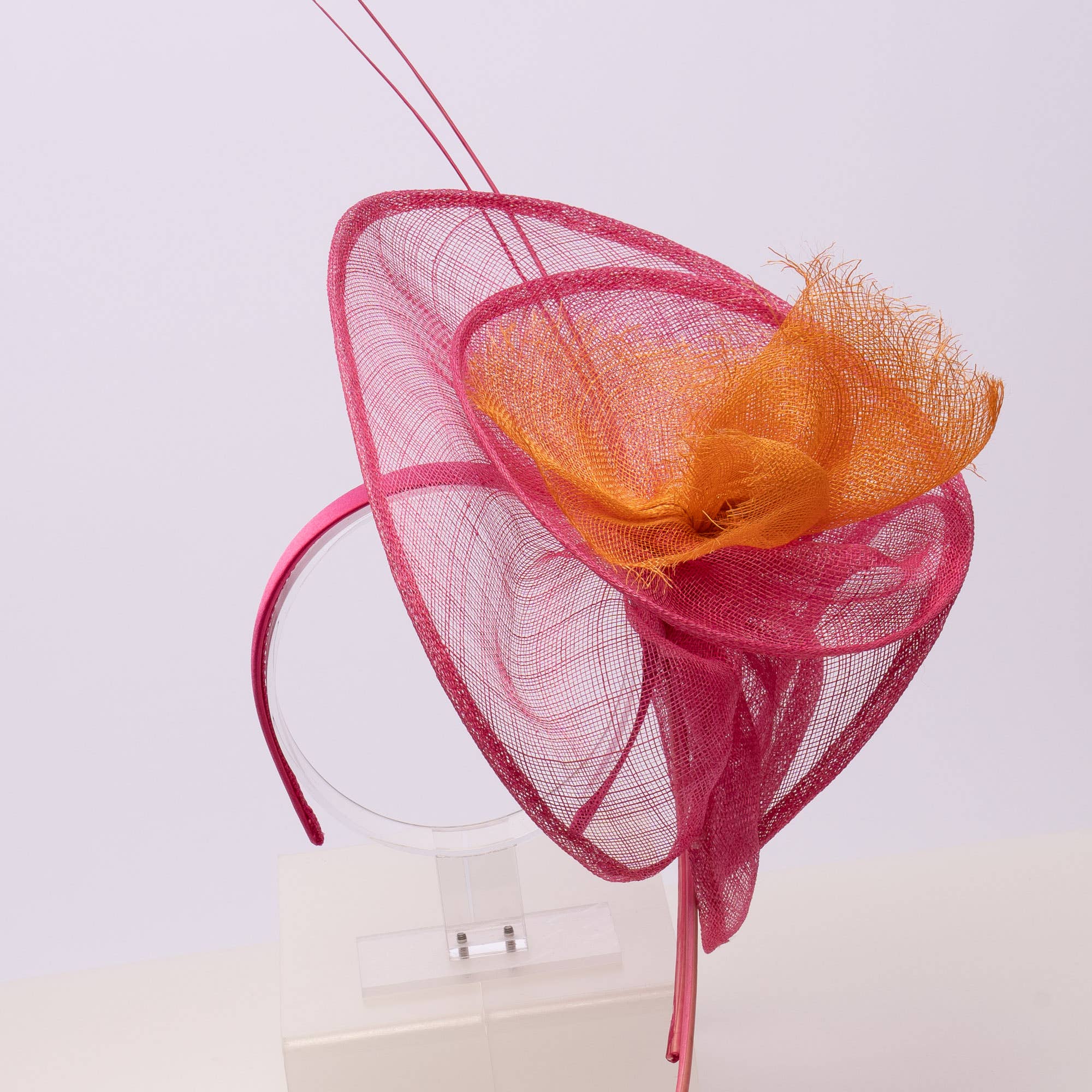 2Tone Sinamay Fascinator With 2 Quill Stick Feathers
