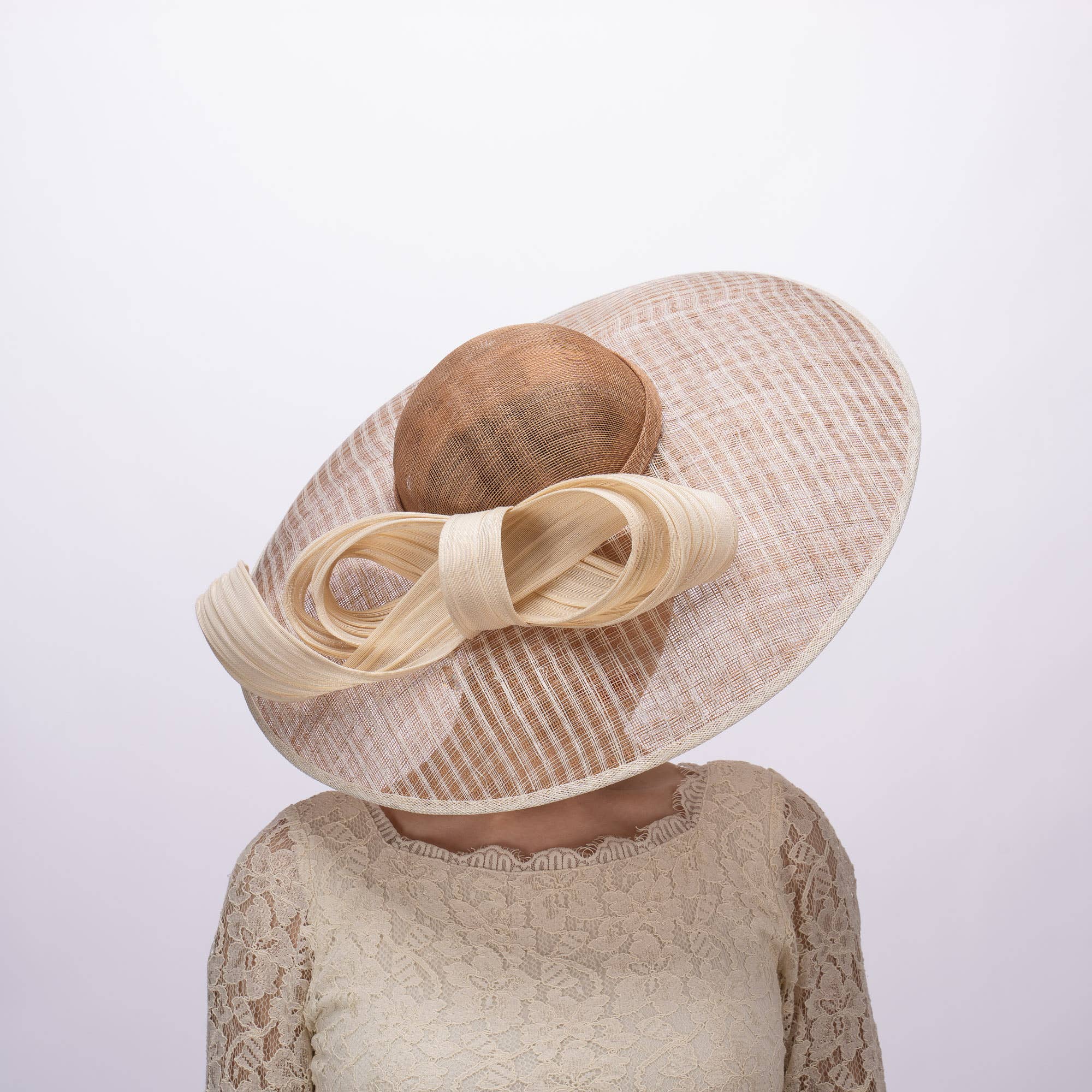 Dual Color Sinamay Base With Jinsin Buntal Bow