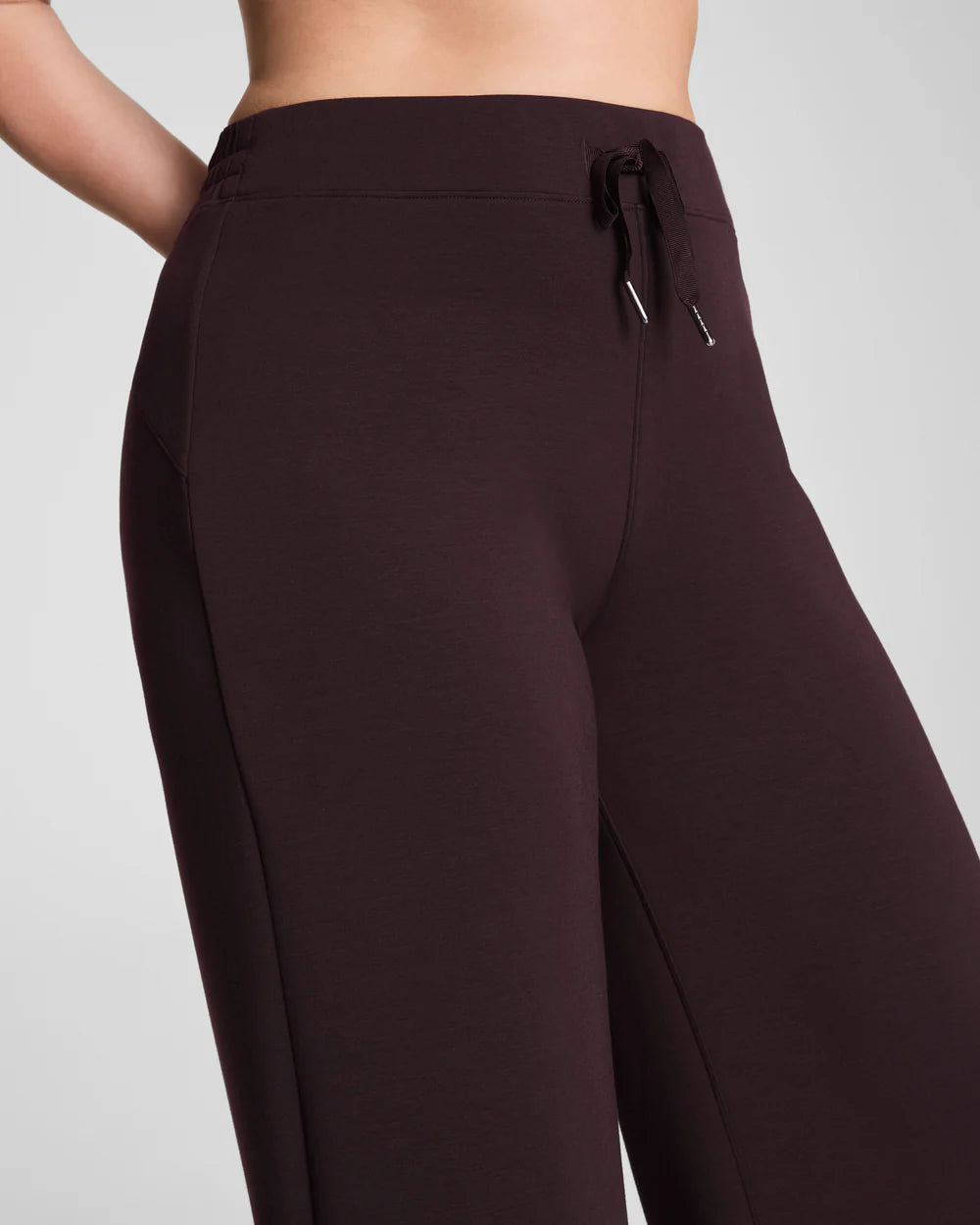SPANX AirEssentials® Wide Leg Pant Truffle Brown - Petite
