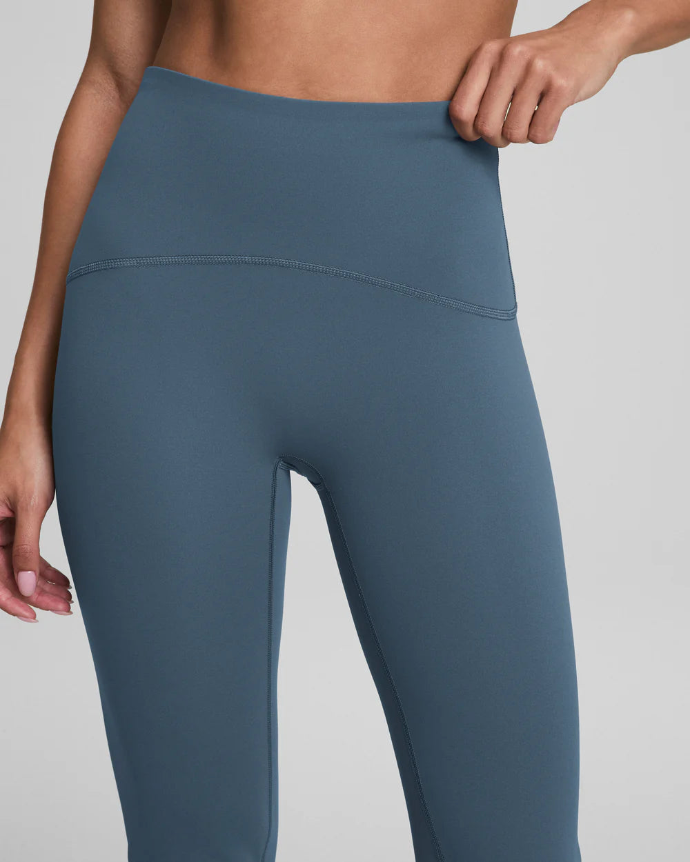 SPANXshape™ Booty Boost Flare Pant Nightshade