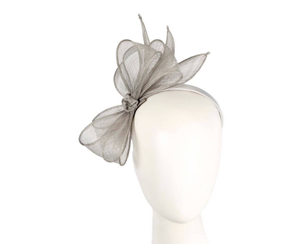 Sinamay bow fascinator - Navy