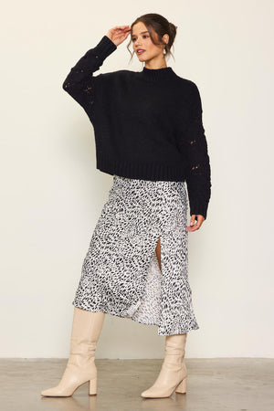 Crochet Sleeve Sweater - black