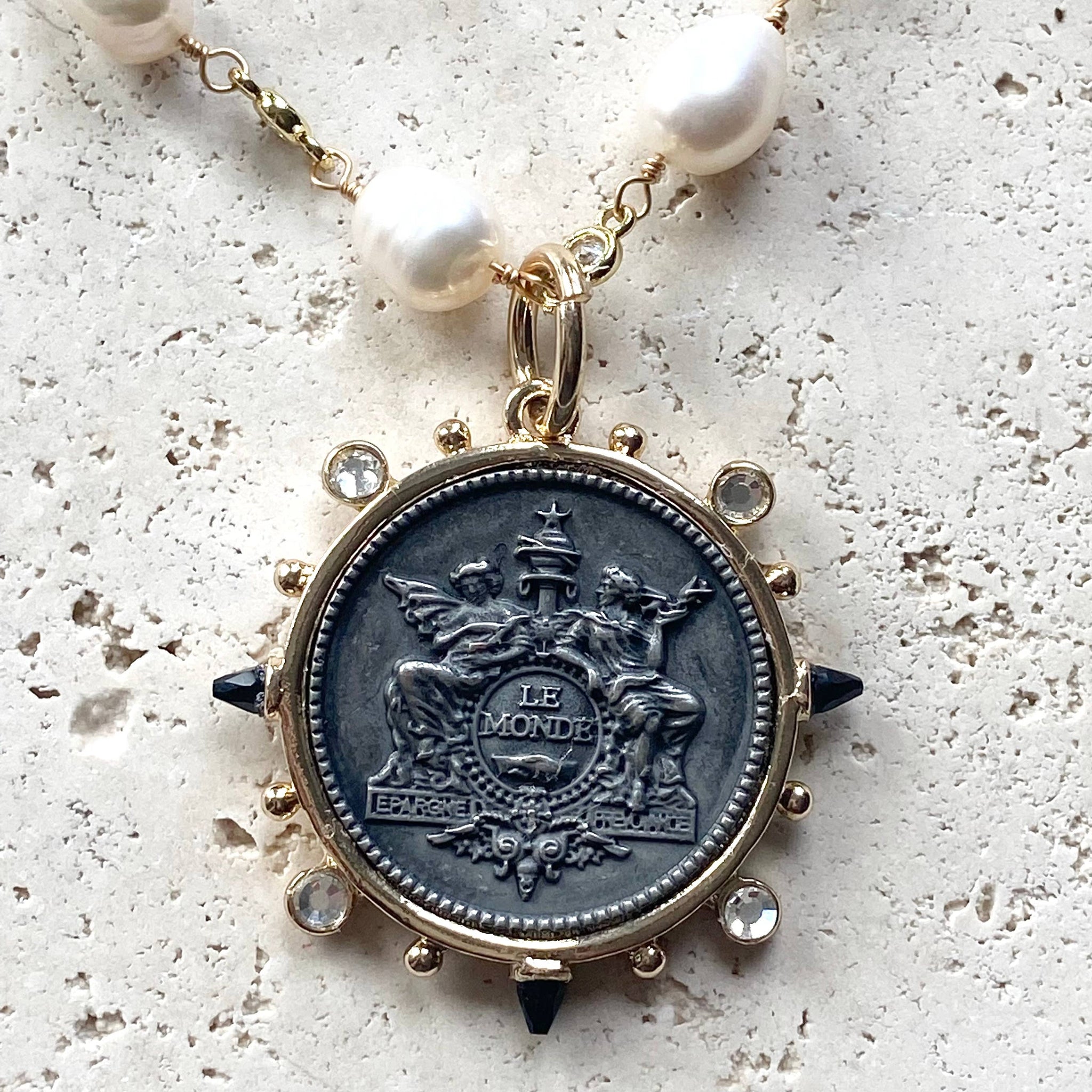 Horse Pearl Necklace
