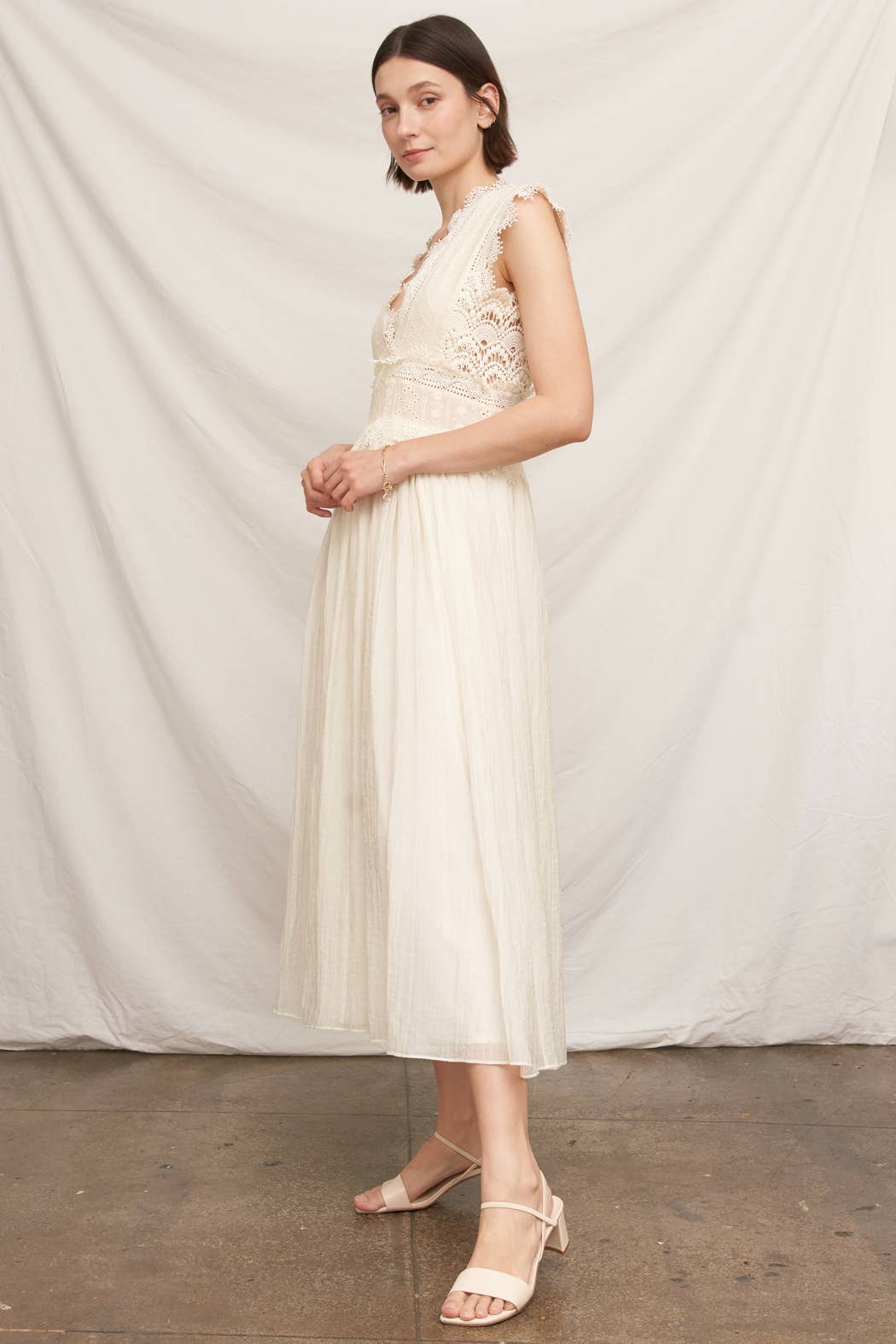 lace trimmed midi dress L Taylor Swift The deep hunter green Style:F2503 Traditional Dresses of Bangladesh|Life