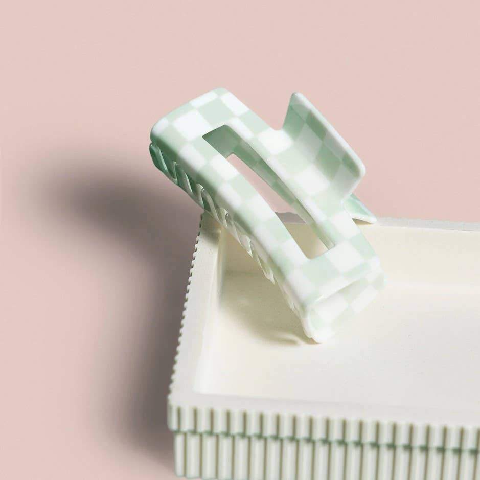 KITSCH - Kitsch x Divi Recycled Plastic Checkered Claw Clip 1pc