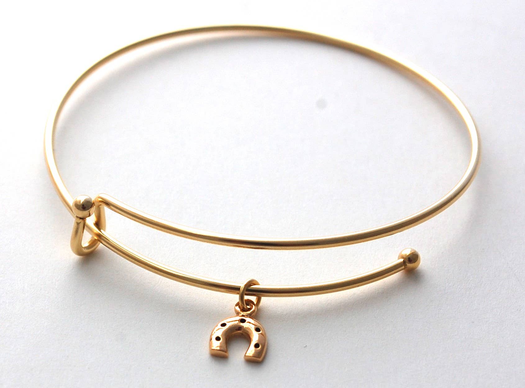 Horseshoe Charm Bracelet - gold