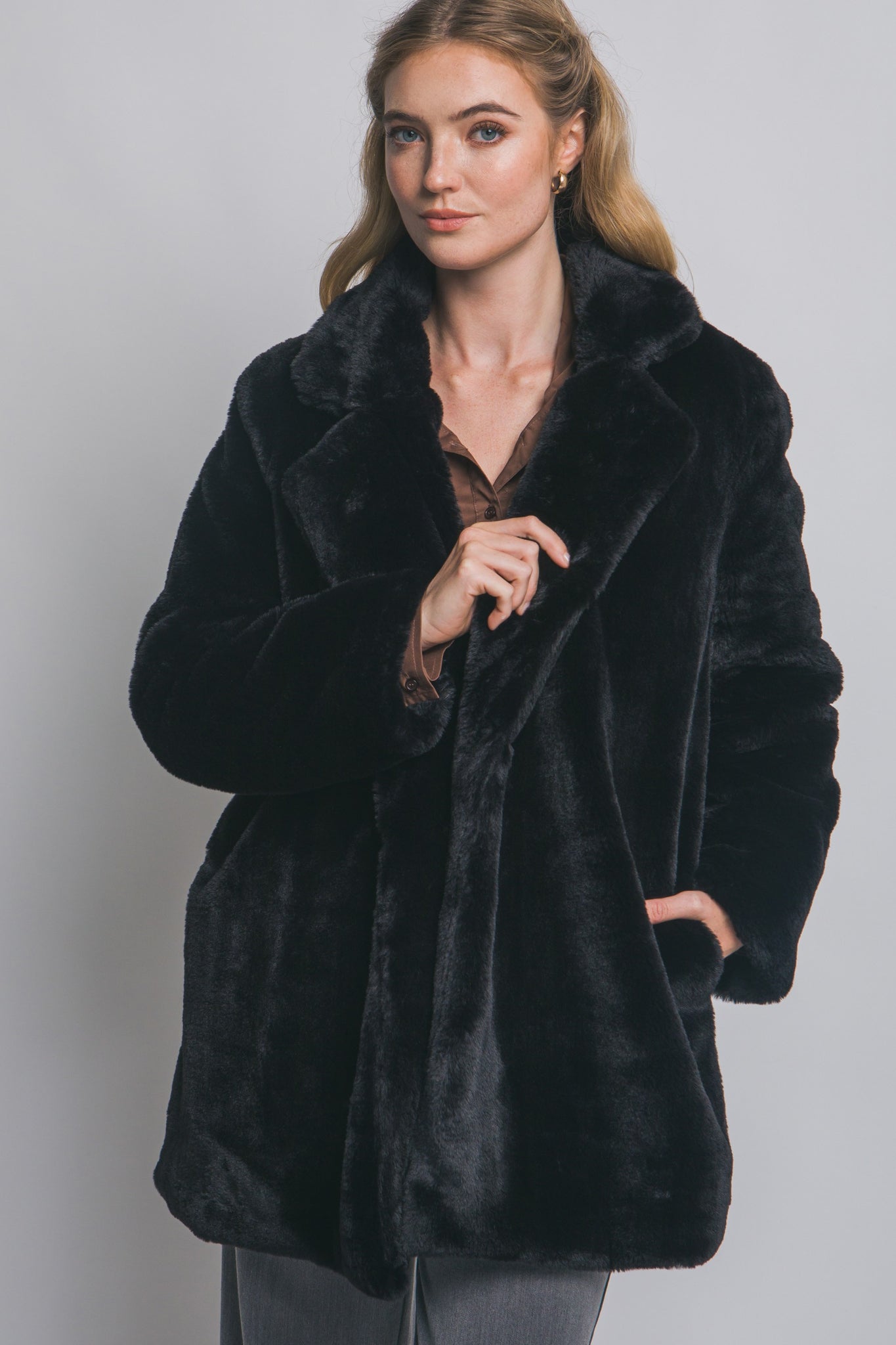 Long Sleeve Faux Fur Coat