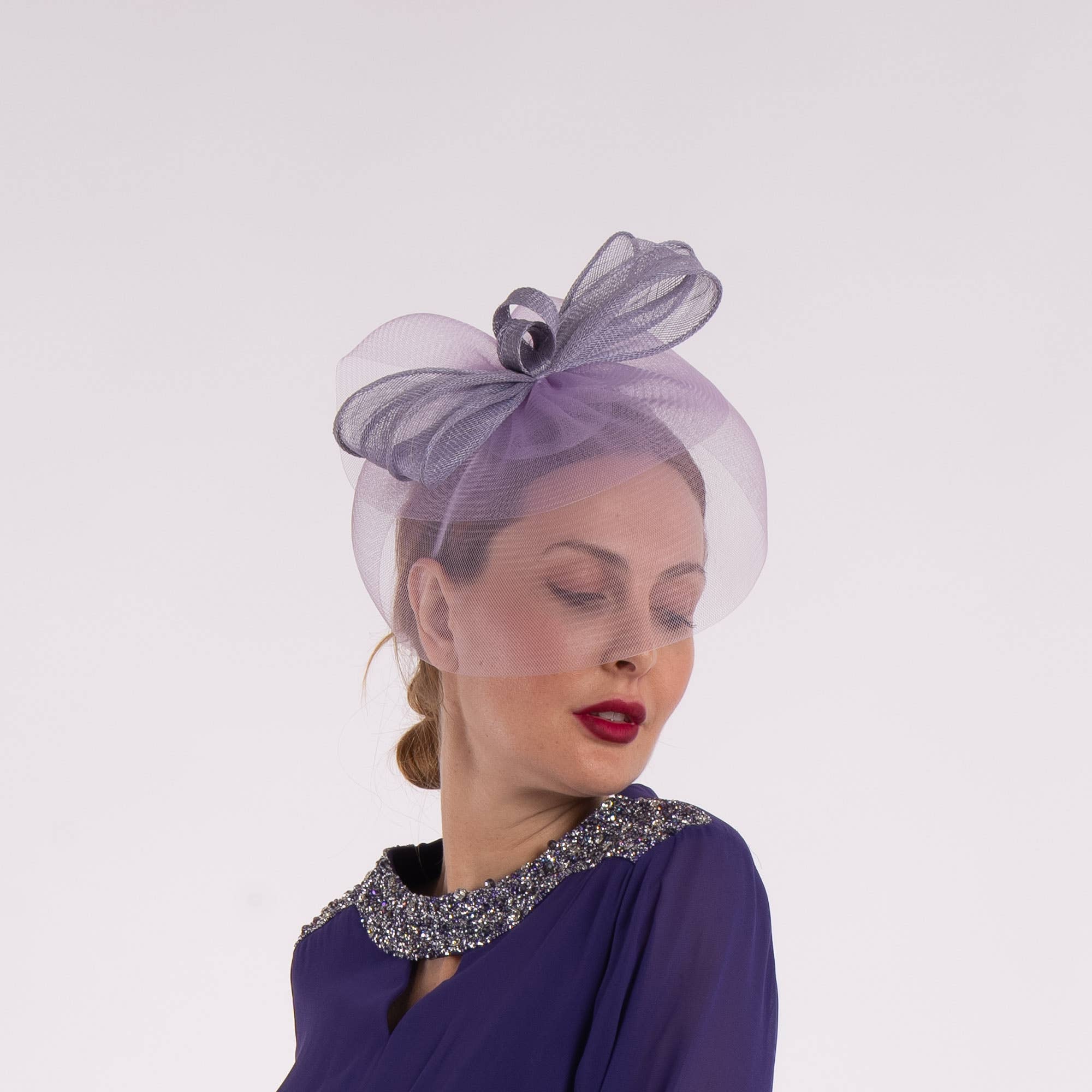 Sinamay/Crinoline Bow Fascinator