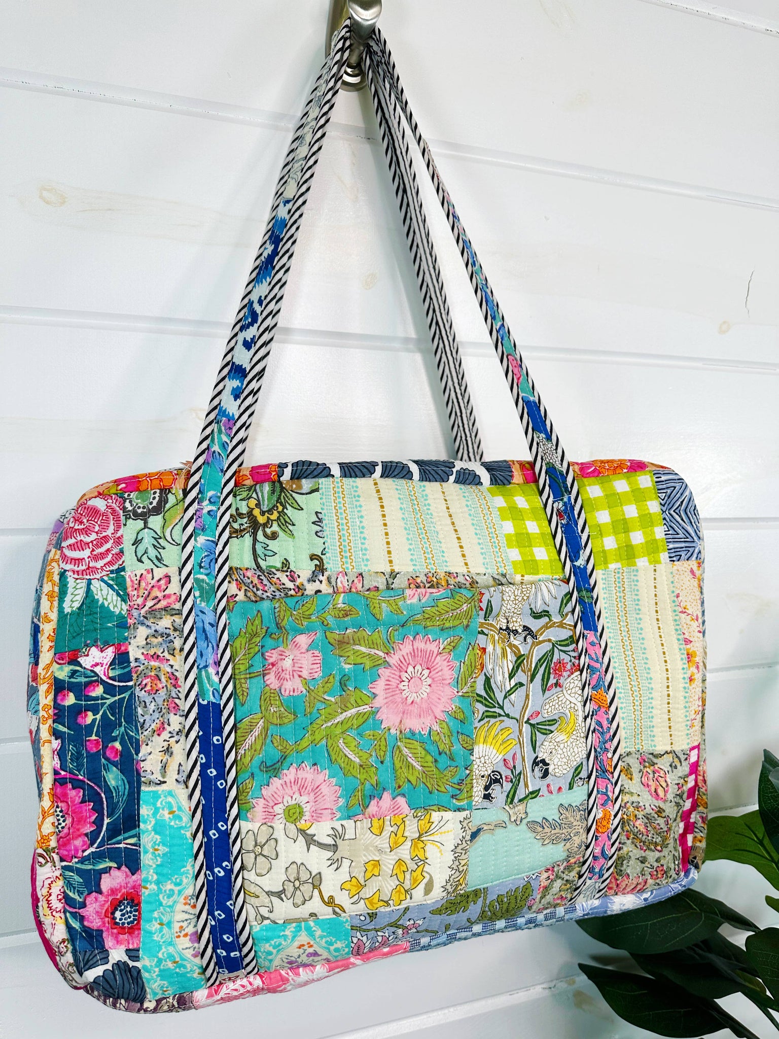 Multi Patchwork Quilted Duffle Bag – Miss Scarlett Boutique