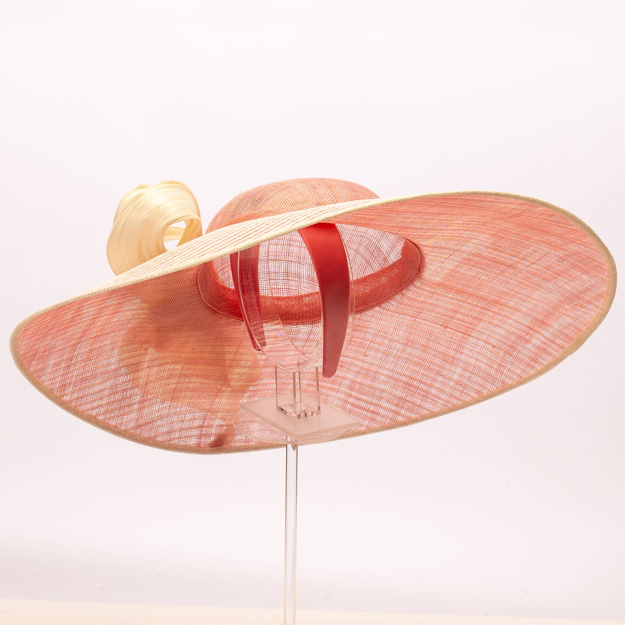 Dual Color Sinamay Base With Jinsin Buntal Bow