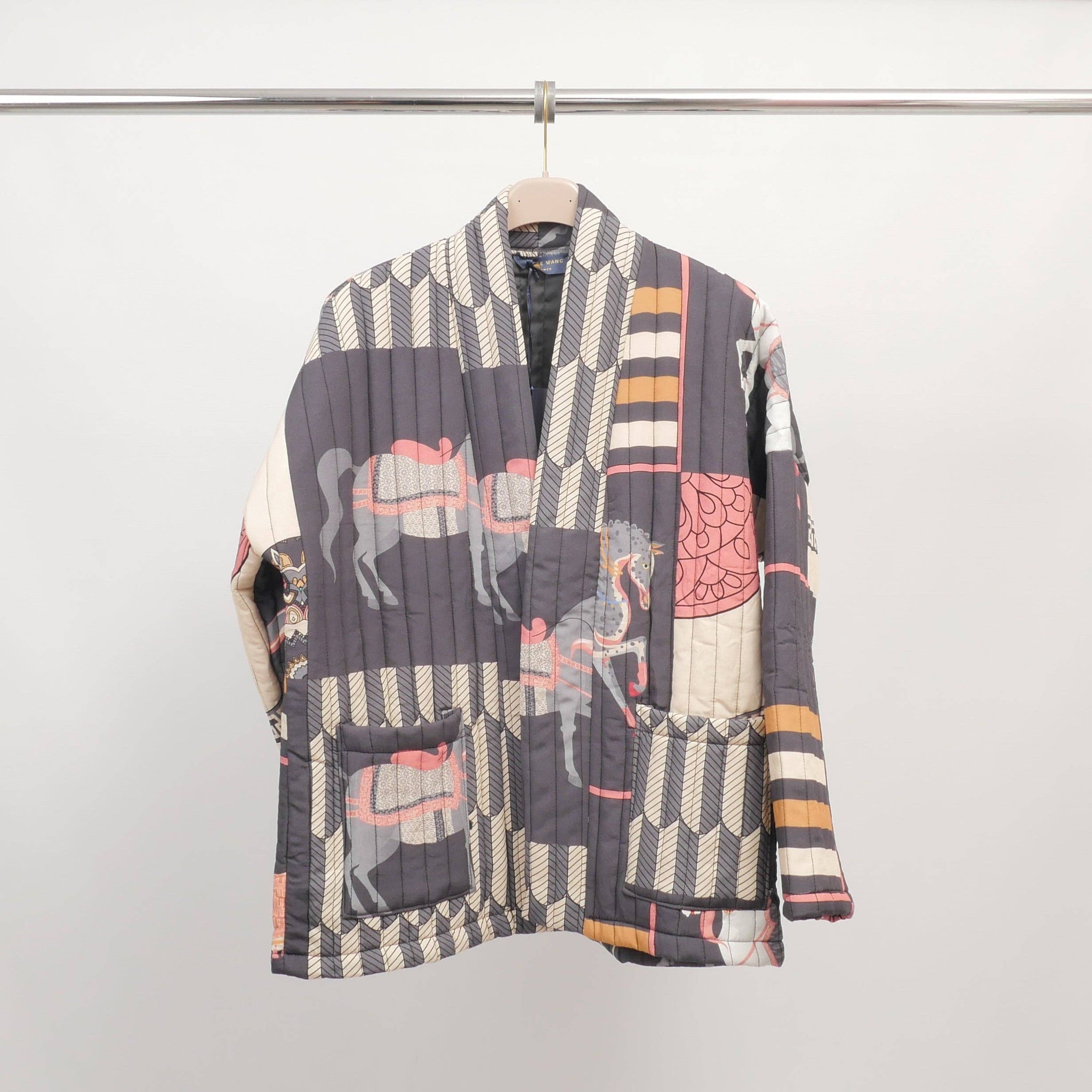 Horse Print Quilted Kimono Jacket – Miss Scarlett Boutique Horse Print Quilted Kimono Jacket – Miss Scarlett Boutique