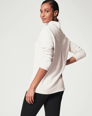 AirEssentials ‘Got-Ya-Covered’ Pullover - White Cloud