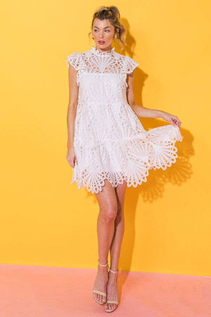 Lace Mini