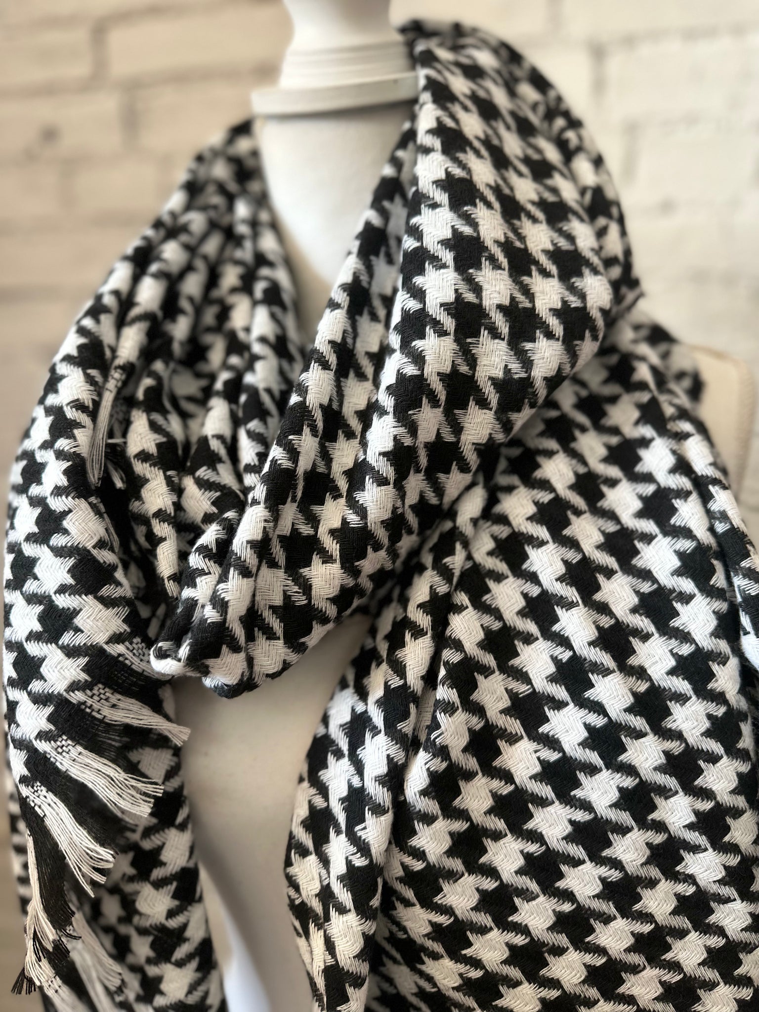 Houndstooth Scarf 2 colors